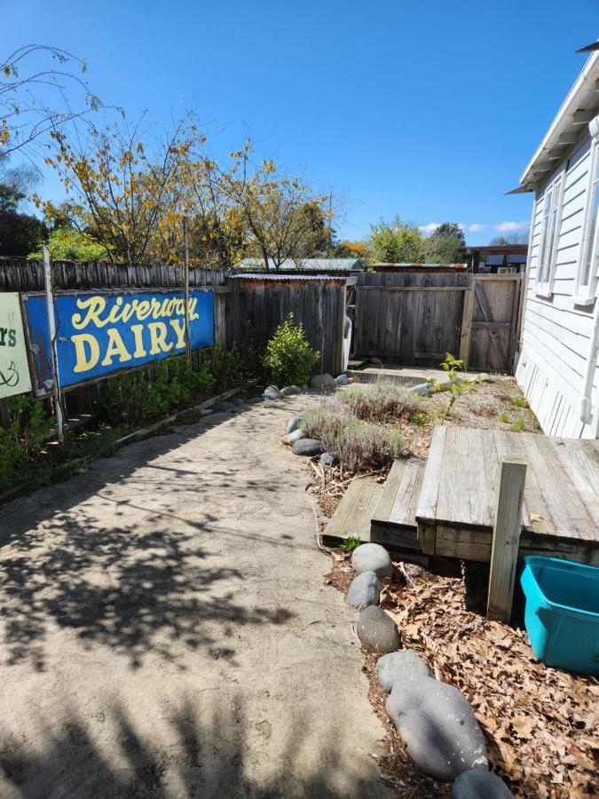 Taylors Lodge Turangi Exterior photo