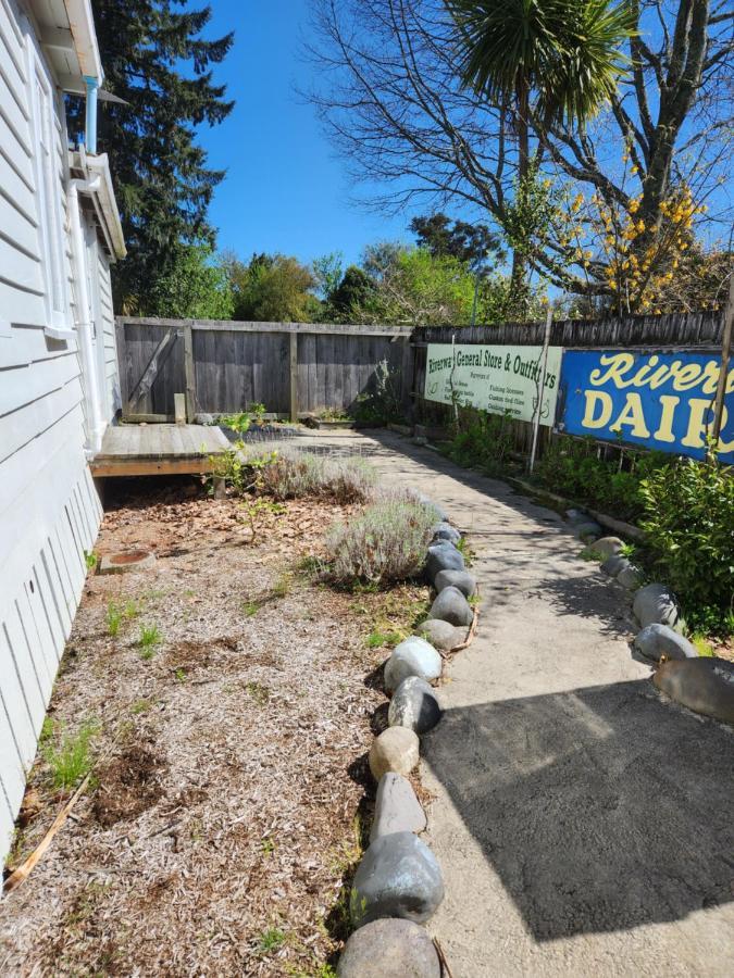 Taylors Lodge Turangi Exterior photo